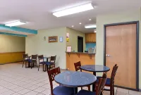 Americas Best Value Inn Seymour - baignoire