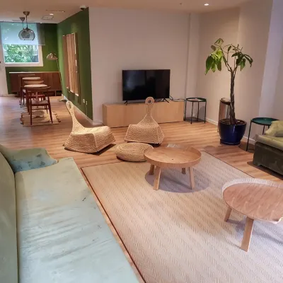 Residencia Universitaria Micampus Bilbao Hoteles cerca de SALA SANTANA 27