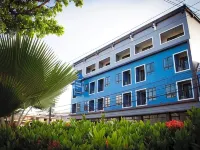 سليب وايل هوتل Hotels near مدرج كرابي