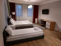 H11 Dowtown Apartments - Pysäköinti