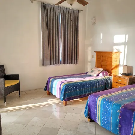 Huatulco beauty in Chahue Bay. Large family condo with ocean and mountain views