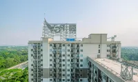 Cozy Stay 2BR Podomoro Golf View Apartment By Travelio - 3-Star