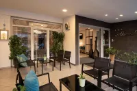 Hotel Akropol - Cho phép mang theo thú cưng