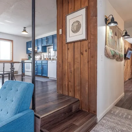 Where We Roam Condo - Steps To Slopes and Downstairs Corner Unit!