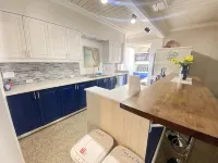 Walk to Beach/Village, Heated Saltwater Pool, Strong WiFi - 4성급