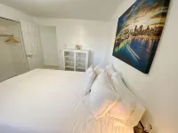 Updated Gonzaga duplex near downtown Spokane