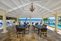 Directly on the Beach - Beachfront - Facing beach swimming pool - 5 bdrm - 3-Star