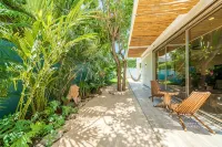 The Castle II - Modern Villa with Private Pool at a Safe Gated Community