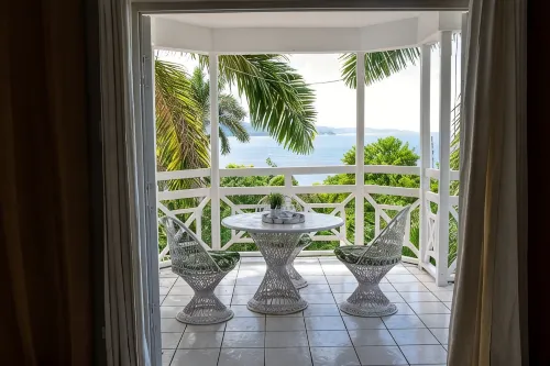 Falcon Oceanview3BRCondo/Free Airport Transport/5minsWalkToBeach/Gated/Security -  Ferienwohnungen