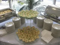 Holiday Inn MADISON AT THE AMERICAN CENTER by IHG - breakfast