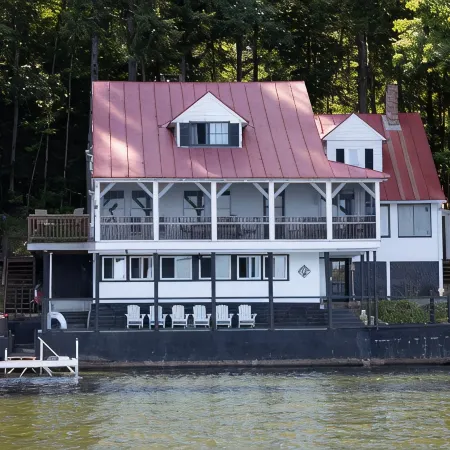 July 7 to 14 Available: Big Porches w/ Scenic Views, Kayaks & Room to Gather