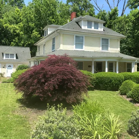 Beautiful Victorian built in 1912 “The Brookside Manor” in Berkeley Springs WV