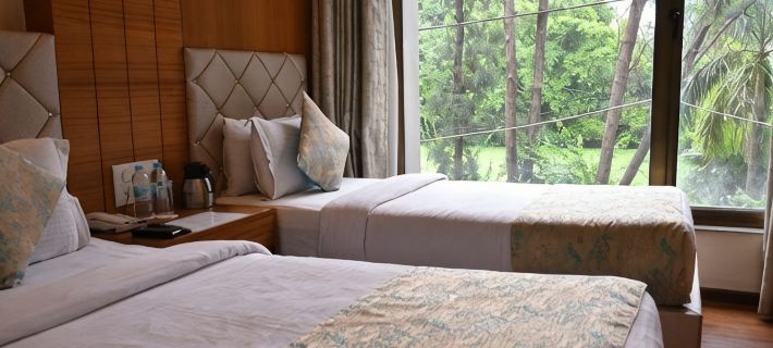 Hotel Meadows Hotele w: Waranasi