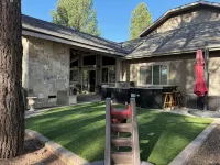 Rustic Luxury Meets Adventure: 4Br Mountain Retreat Near Grand Canyon & Golf