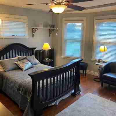 The Big Belle of Bethlehem Rooms