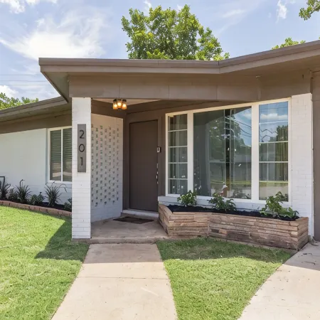 Midtown Modern - Extended Stay