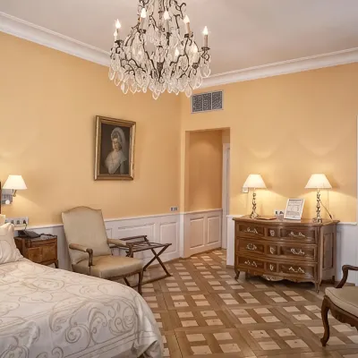 Hôtel & Spa le Bouclier d'or Hotel in zona Ponti coperti di Strasburgo