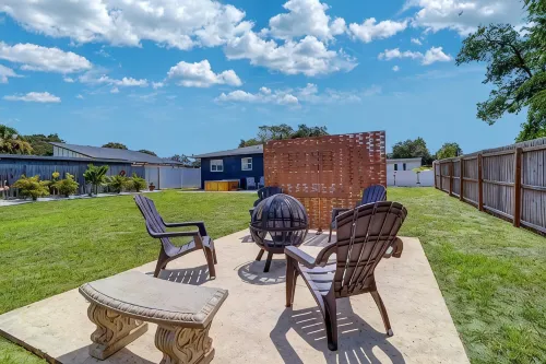 2 Bedroom Bungalow With Hot Tub Near Indian Rocks Beach - 4-Sterne
