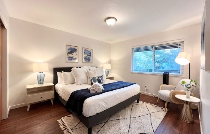 Cozy and quiet 2B/1b in Downtown
