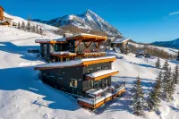 Couples retreat with private hot tub, endless views, and hiking trails above you - 4-Sterne