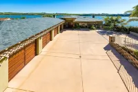 Villa Bahia Your Waterfront Private Beach Retreat in Beautiful Carlsbad - 5-Star