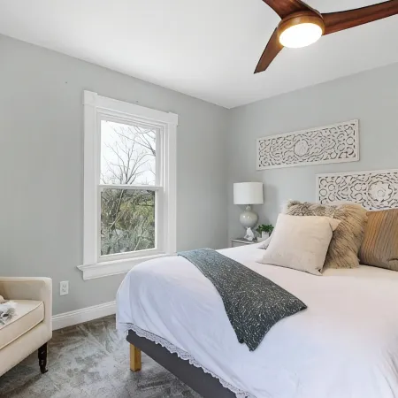 Stay in the Heart of  Oakley