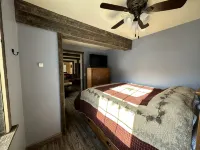 3BR Family Retreat - Relax, Play, Unwind, ENJOY in the Heart of Wisconsin! - Hytter
