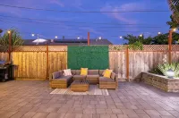 Renovated 5B4B Luxury home @Fremont with King Suite - Gym