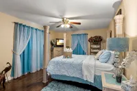 3BR Roman Oasis: Caesar's Place + Heated Pool - 3つ星