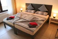 Schöne Ferienwohnung mit Eigener Terrasse und Garten - ห้องครัว