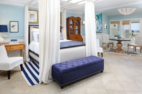 Luxury Penthouse Condo, Sunroom with Ocean Views – 20 Steps to the Ocean! - Boutique