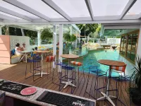 Ocean International Hotel - bar