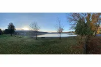 Dog Friendly Log Cabin + Wood Stove + Sauna + High Speed WiFi! 25 Min to Stowe! - シャレー