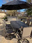 MAC House - Newly Renovated - With Backyard Spa - Wifi