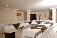 Wyndham Garden Aguascalientes Hotel & Casino - Business