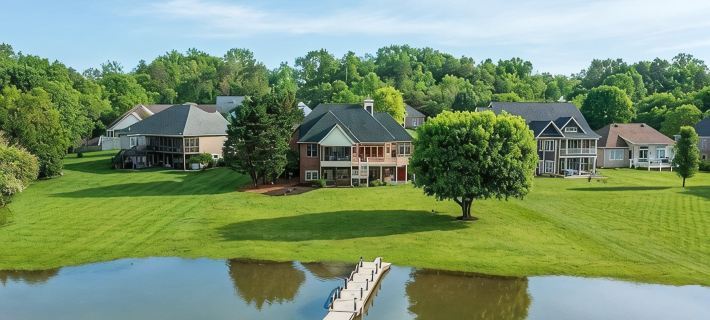Tranquil Tellico Lakefront Retreat -- Kayaks! Private Dock! Hotels in Loudon County