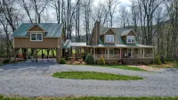 Creekfront Hayesville cottage with beautiful sunrise and sunset views! - Wifi