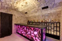 STR 2025 002405 - Tuscan Camelback Mountain Mansion - Close to Everything!! - 5 stelle