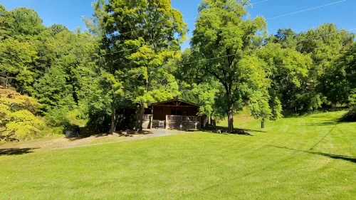 Lakeview Lounge. 3 bedroom cabin surrounded by national forest. - Chalets