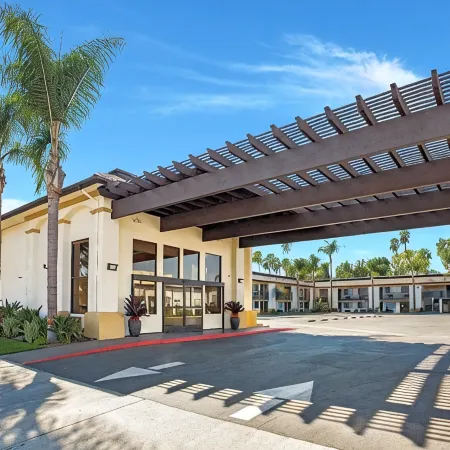 Stanford Inn & Suites Anaheim