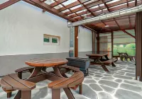 Moolangae Pension - Parkering