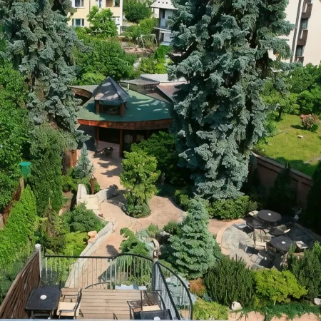 Hotel Conti