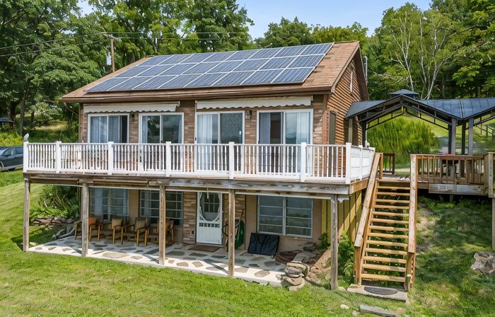 Lakefront Home - Seneca Wine Trail Hot Tub & Sunset View with Firepit, Private
