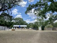 Frio Riverfront House+Bunkhouse, Volleyball Pool, Pavillion! - 3-Star