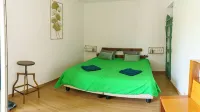 5-bedroom beach house ideal for groups 5 min walk from Carcavelos beach - ブティック