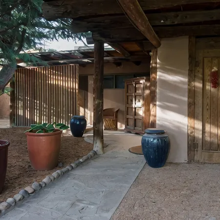Oasis by the Santa Fe River - 4 Blocks to Historic Plaza; 1 Block to Canyon Road