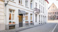 Hotel Van Eyck - 2 stelle