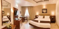 Hotel Deepa Comforts - 駐車場