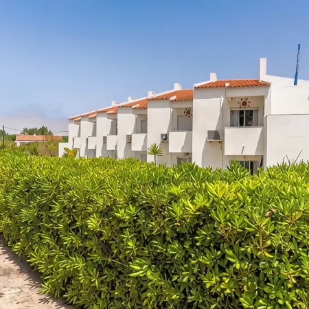 Hotel Vale Da Telha