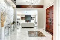Vancouver Burnaby  Beautiful Villa 44 - Airport Shuttle